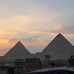 Queen Of The Pyramids Hotel