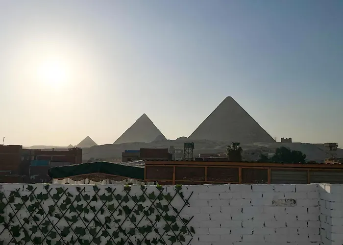 Queen Of The Pyramids Hotel